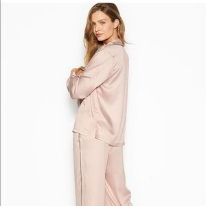 Victoria’s Secret matching pajama set. Top XS, Bottom S